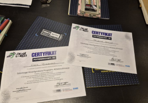Ceryfikaty uzyskane przez Kingę Blachowską oraz Magdalenę Walęcką