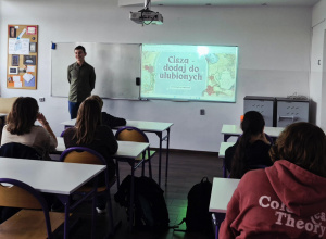 Akcja Samorządu Uczniowskiego “Cisza - dodaj do ulubionych”.