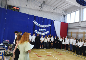 Uroczyste pożegnanie absolwentów klas 8 przez Dyrekcję oraz Grono Pedagogiczne.