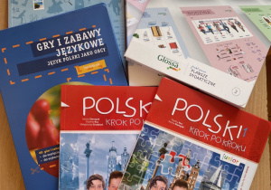 Podręczniki do nauki języka polskiego zakupione przez szkołę